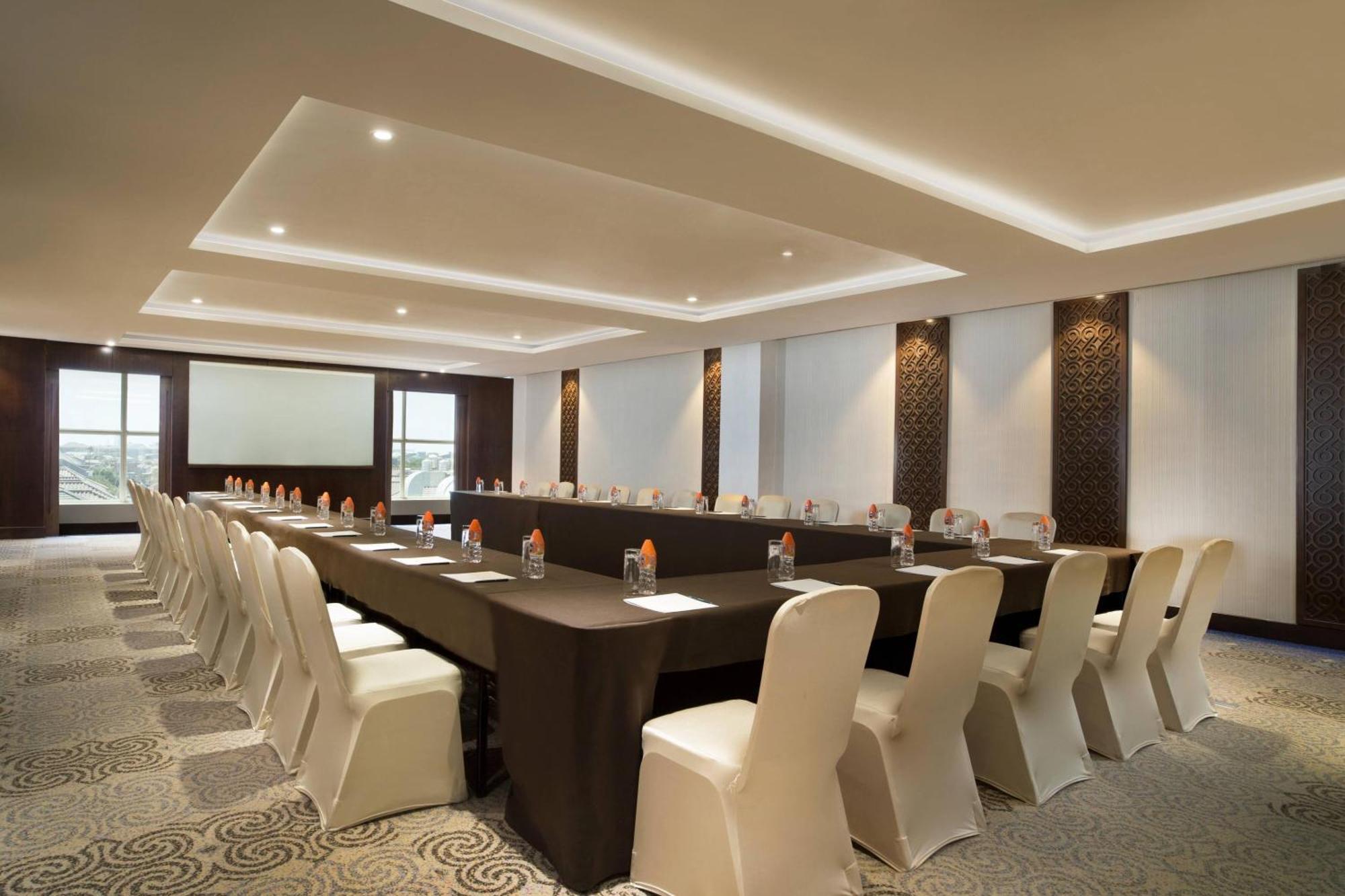 Four Points By Sheraton Makassar Ngoại thất bức ảnh