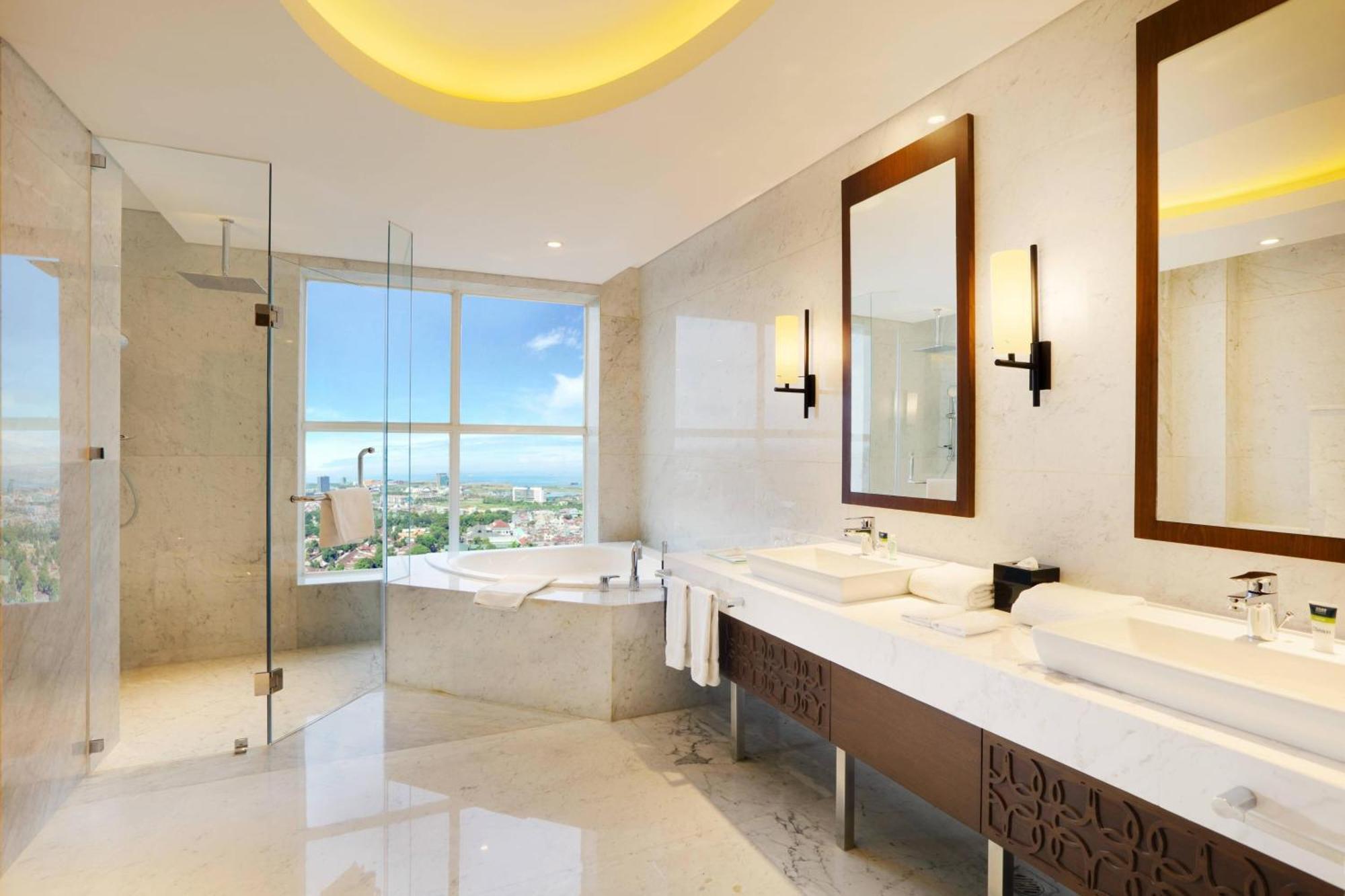 Four Points By Sheraton Makassar Ngoại thất bức ảnh