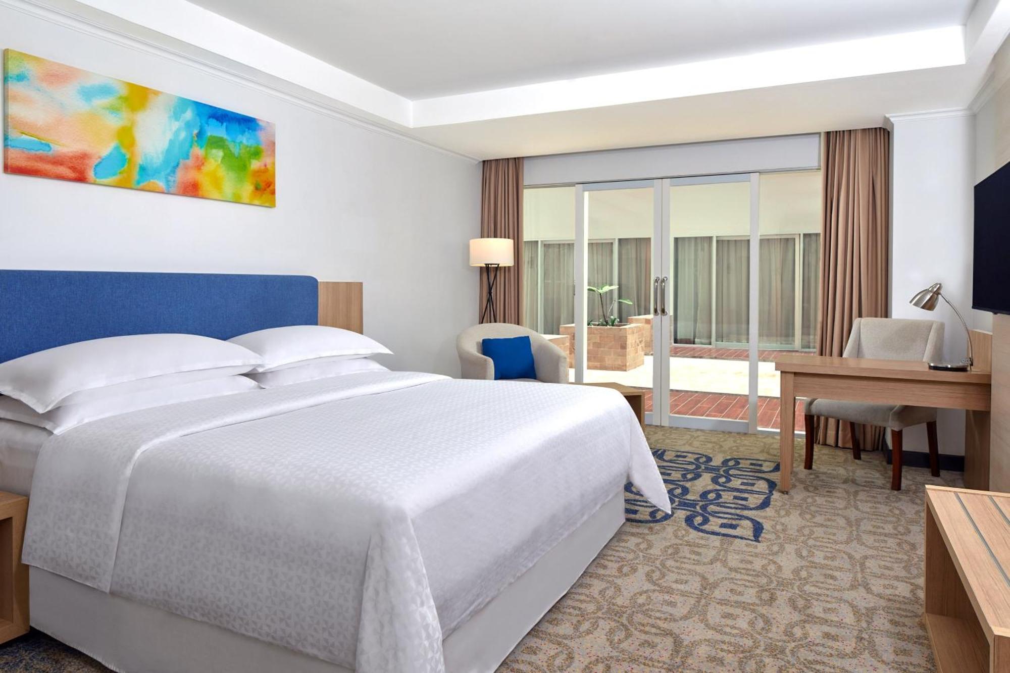 Four Points By Sheraton Makassar Ngoại thất bức ảnh