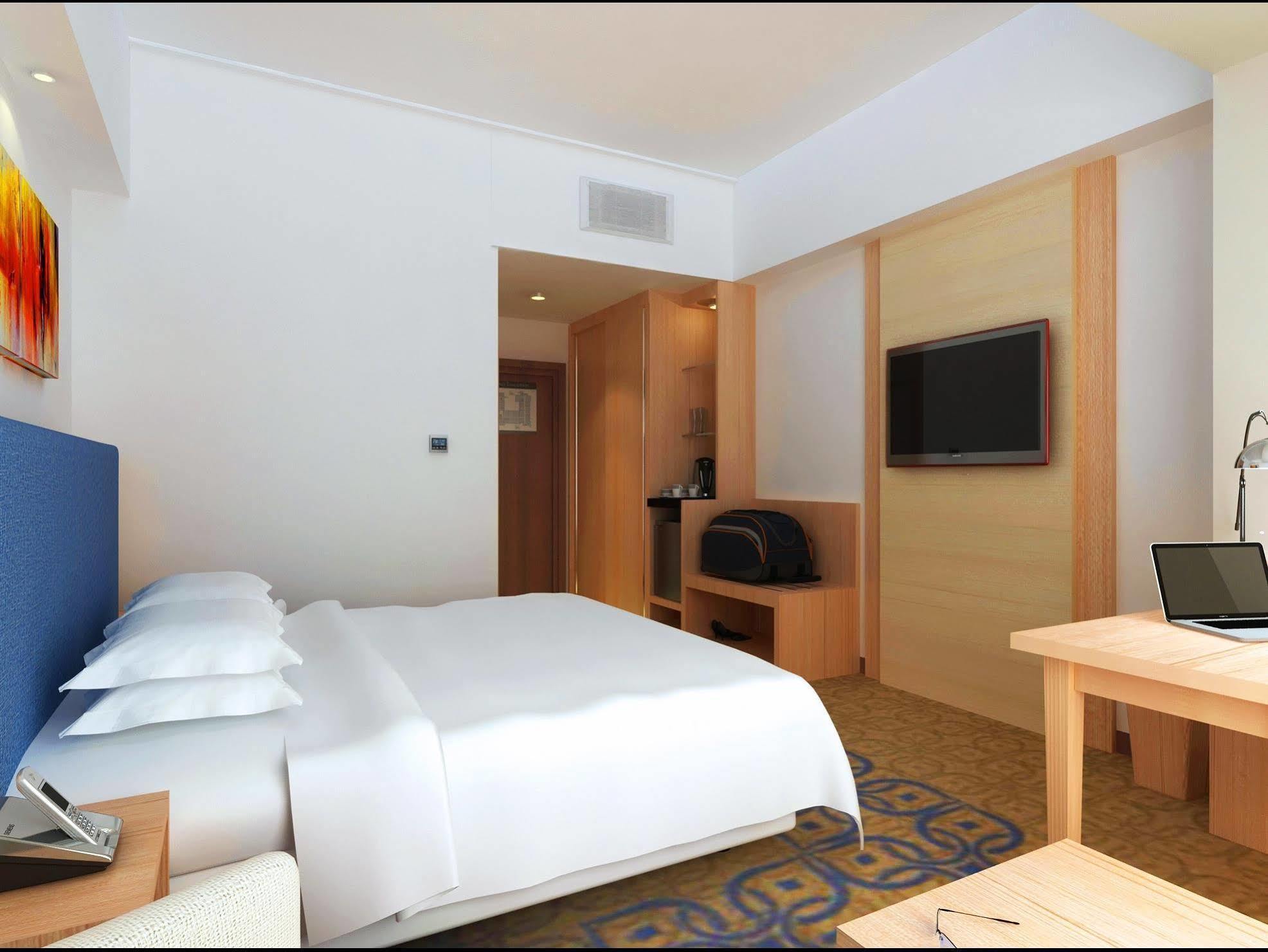 Four Points By Sheraton Makassar Ngoại thất bức ảnh
